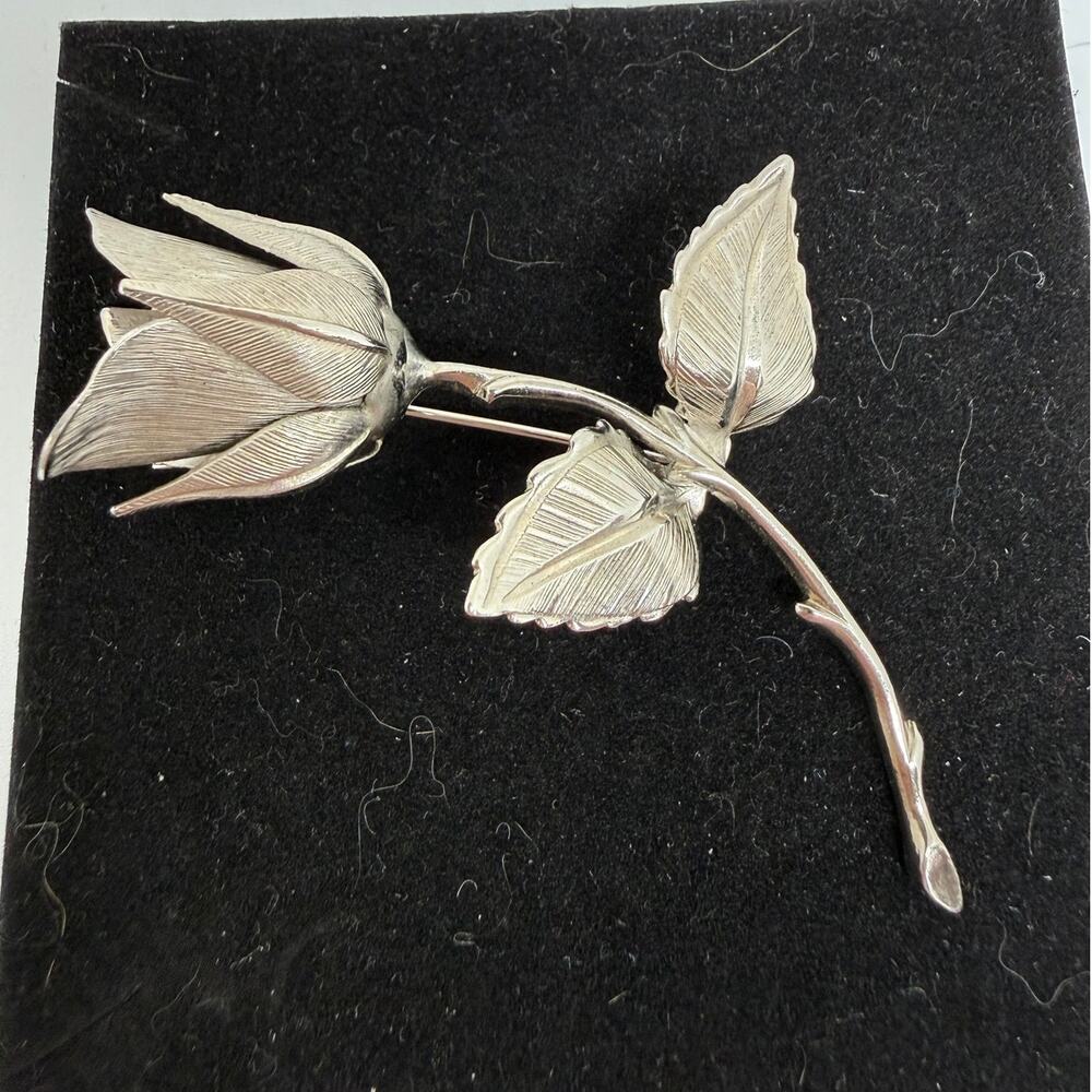 VINTAGE Giovanni Rose Brooch Signed Silver Tone Long Stem Floral Jewelry Pin 3in
